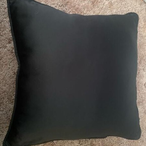 Jennifer Lopez Jet Setter Set Sequined Throw Pillo - Picture 2 of 2